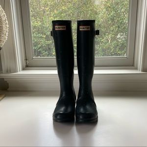 Navy Hunter Tall Rain Boots Size 7